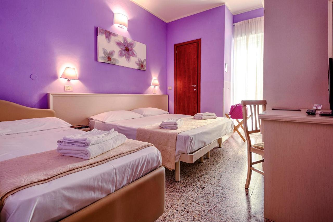 Hotel Plaza Gabicce Mare Esterno foto