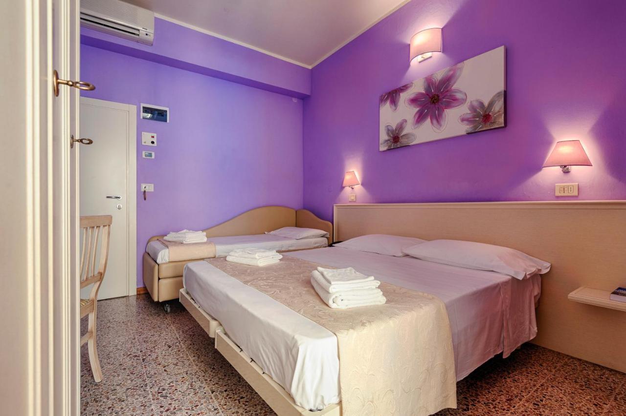 Hotel Plaza Gabicce Mare Esterno foto